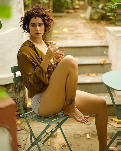 மேகம் போலே... மேகா ஷுக்லா!