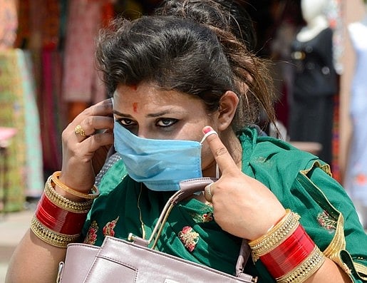 pregnant women wear masks