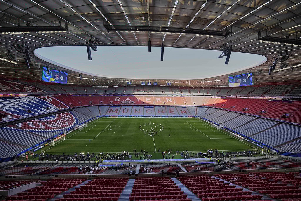 இறுதிப் போட்டி நடைபெறும் திடல்.