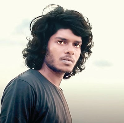 வெறுத்தார்... ஏற்றார்