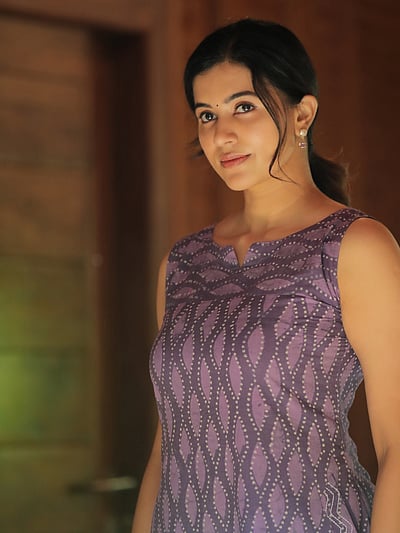 ஒளி... அஞ்சு குரியன்!