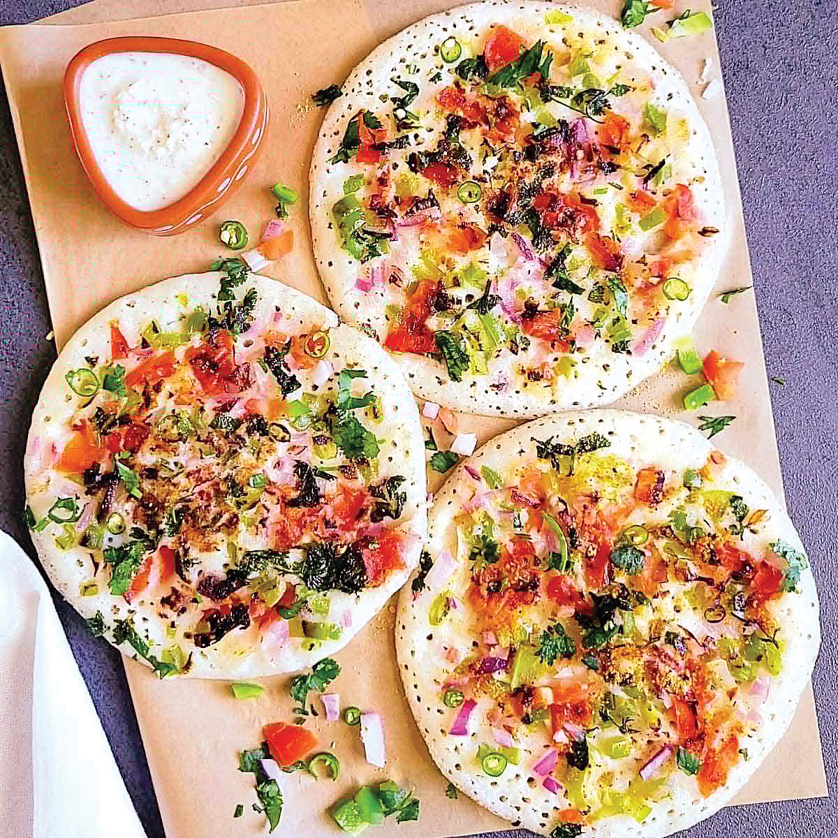 காய்கறி ஊத்தப்பம்