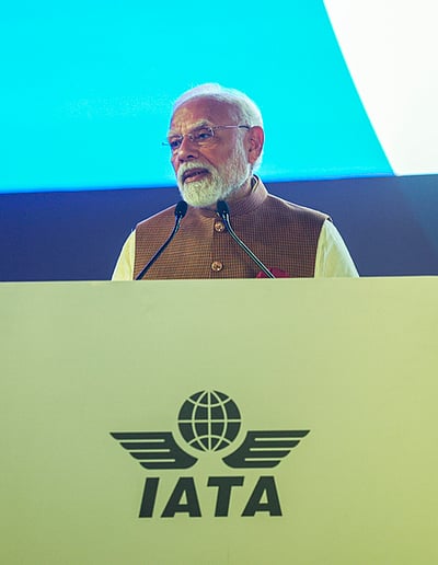 இந்தியாவில் விமானப் போக்குவரத்துத் துறை
முதலீட்டுக்கு எண்ணற்ற வாய்ப்புகள்: பிரதமா் மோடி