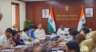 மின்சார வாகன உற்பத்தியை ஊக்குவிக்க மத்திய கனரகத் தொழில் துறை திட்ட வழிகாட்டுதல்கள் வெளியீடு