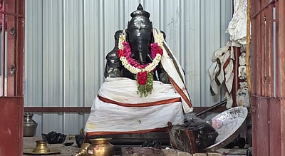 ஆலங்குளத்தில் விநாயகர் சிலை உடைப்பு: நள்ளிரவில் மர்ம நபர்கள் அட்டூழியம்!