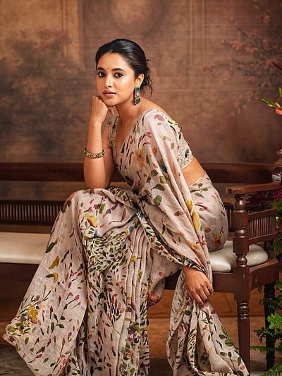 காலங்களில் அவள் வசந்தம்... பிரியங்கா மோகன்!