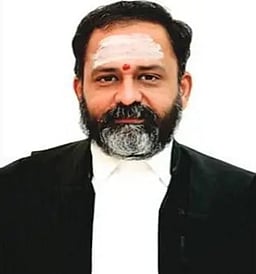 நீதிபதி ஜி.ஆா்.சுவாமிநாதன் குறித்த சா்ச்சைக்குரிய புத்தகம்: தமிழக அரசு பதில் மனு தாக்கல்