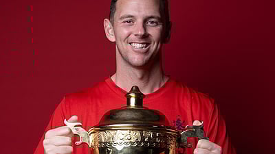 அதிர்ஷ்ட மந்திரம்: இறுதிப் போட்டிகளில் தோற்காத ஹேசில்வுட்! 