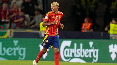 சொல்லியடித்த கில்லி..! தங்கப் பந்து விருதுக்கு முந்தும் லாமின் யமால்! 