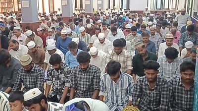 பக்ரீத் பண்டிகை: சிவகங்கையில் இஸ்லாமியர்கள் சிறப்புத் தொழுகை!