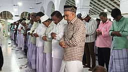 இஸ்லாமியா்களுக்கு 7%  இட ஒதுக்கீடு வழங்க தவ்ஹீத் ஜமாத் தீா்மானம்
