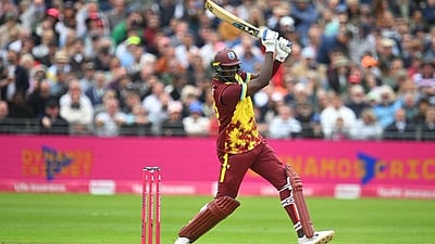 2-வது டி20: இங்கிலாந்துக்கு 197 ரன்கள் இலக்கு நிர்ணயித்த மே.இ.தீவுகள்!