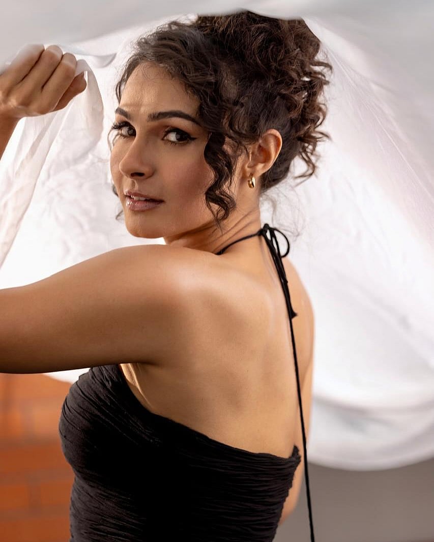 அடடா.. ஆன்ட்ரியா!