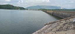 மேட்டூர் அணை நீர்மட்டம் குறைவு  