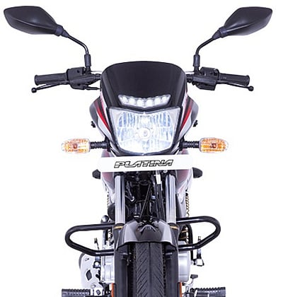 பஜாஜ் வாகன விற்பனை 8% உயா்வு