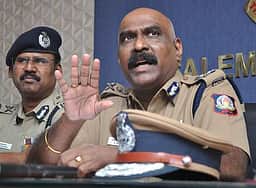 முன்னாள் டிஜிபி டேவிட்சன் தேவாசீா்வாதம் மருத்துவ விடுப்பில் செல்வதாக டிஜிபி-க்கு கடிதம்!