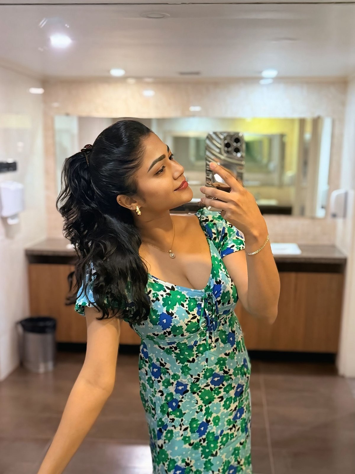 செல்ஃபி கேர்ள்... பாயல் ராதாகிருஷ்ணா!