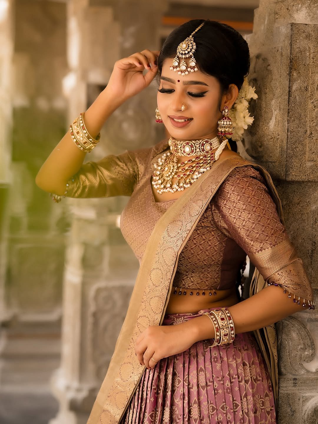 அடியே அனார்க்கலி... ஜனனி!