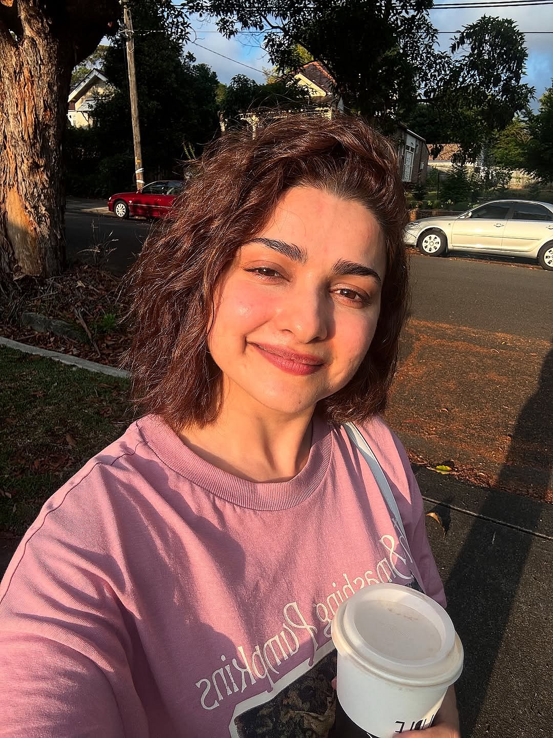 கொஞ்சம் காபி, கொஞ்சம் காதல்.. பிராச்சி தேசாய்!