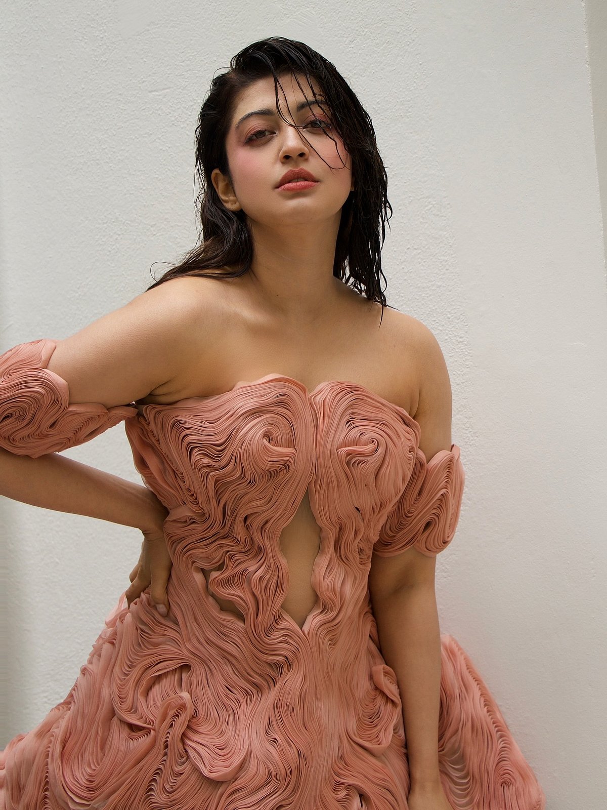 என் சுவாசக் காற்றே... பிரனிதா!