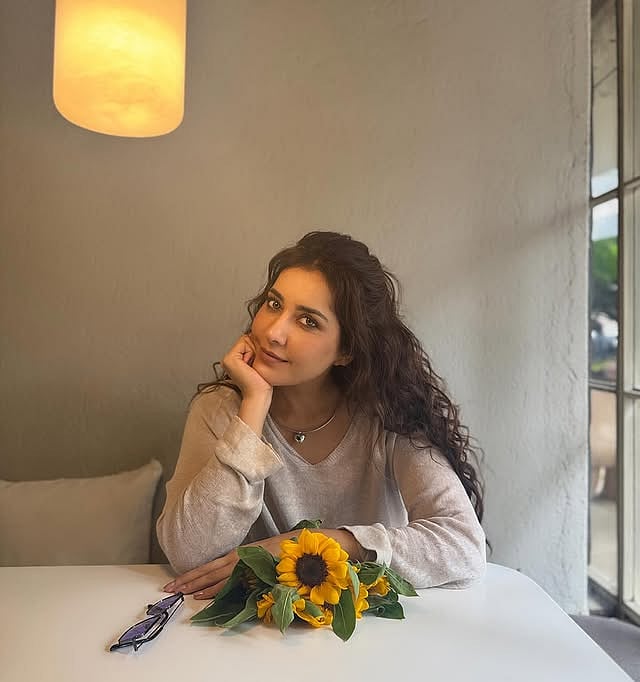 அச்சச்சோ.. ராஷி கண்ணா!