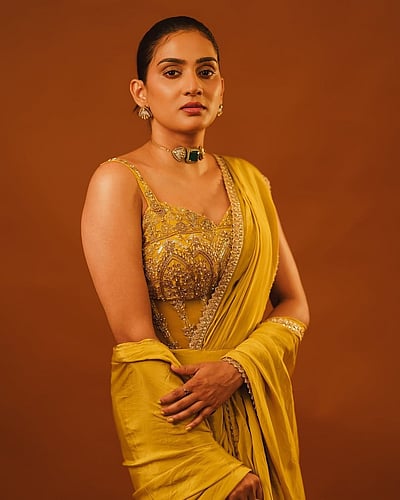 பொன்மகள்... அதிதி ரவி!