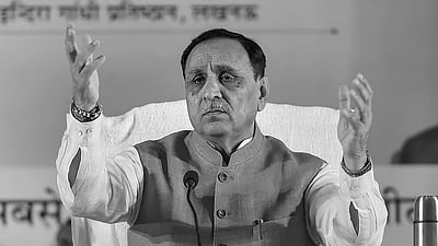 குஜராத் விமான விபத்து! முன்னாள் முதல்வர் விஜய் ரூபானி மரணம்!