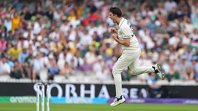 கம்மின்ஸ் 6 விக்கெட்டுகள்: 138 ரன்களுக்கு சுருண்ட தென்னாப்பிரிக்கா!