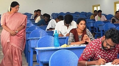 குரூப் 1 முதல்நிலை தோ்வு முடிவுகள் 2 மாதங்களில் வெளியீடு!
- டிஎன்பிஎஸ்சி தலைவா்