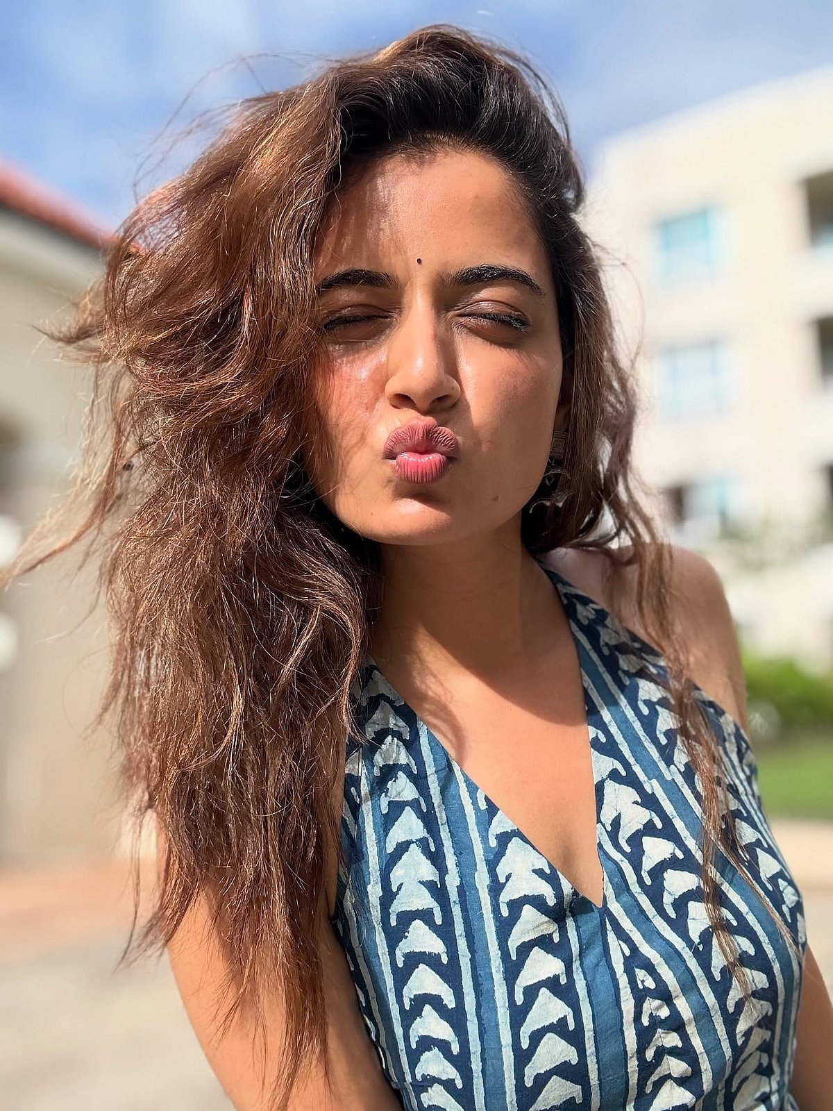 க்யூட்டி... ஆஷிகா ரங்கநாத்! 