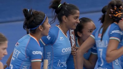 ஹாக்கி புரோ லீக்: ஆஸ்திரேலியாவிடம் இந்திய மகளிரணி தோல்வி!