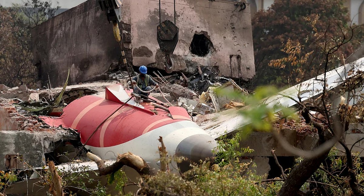 அகமதாபாத் விபத்து: 144 பேரின் டிஎன்ஏ உறுதி செய்யப்பட்டது!