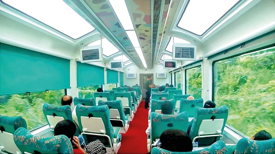 விஸ்டாடோம் ரயில் ஜங்கிள் சபாரி