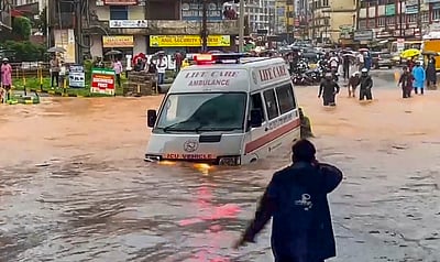 வயநாடு உள்ளிட்ட 5 மாவட்டங்களுக்கு சிவப்பு எச்சரிக்கை! 