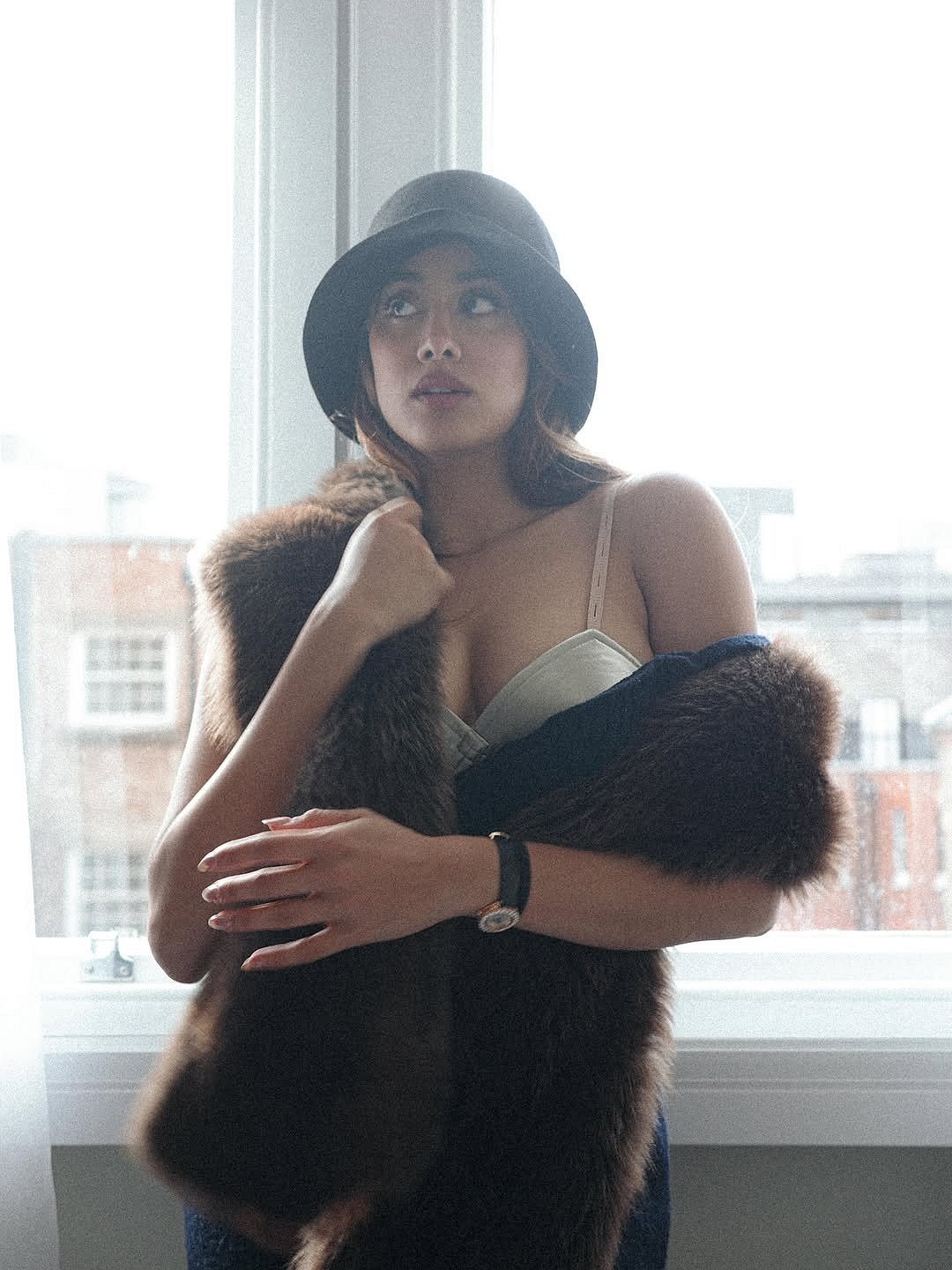 டியர் தோழி... ஜான்வி கபூர்!