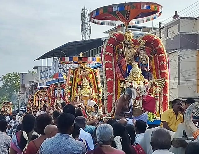 தஞ்சாவூரில் ஒரே இடத்தில் 24 கருட சேவை!