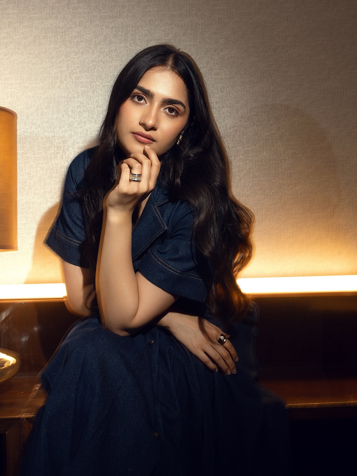 முழு நிலவு... ருக்மிணி வசந்த்!