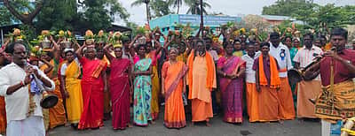 இஞ்சிமேடு சிவாலயத்தில் 501 பால்குட அபிஷேகம்