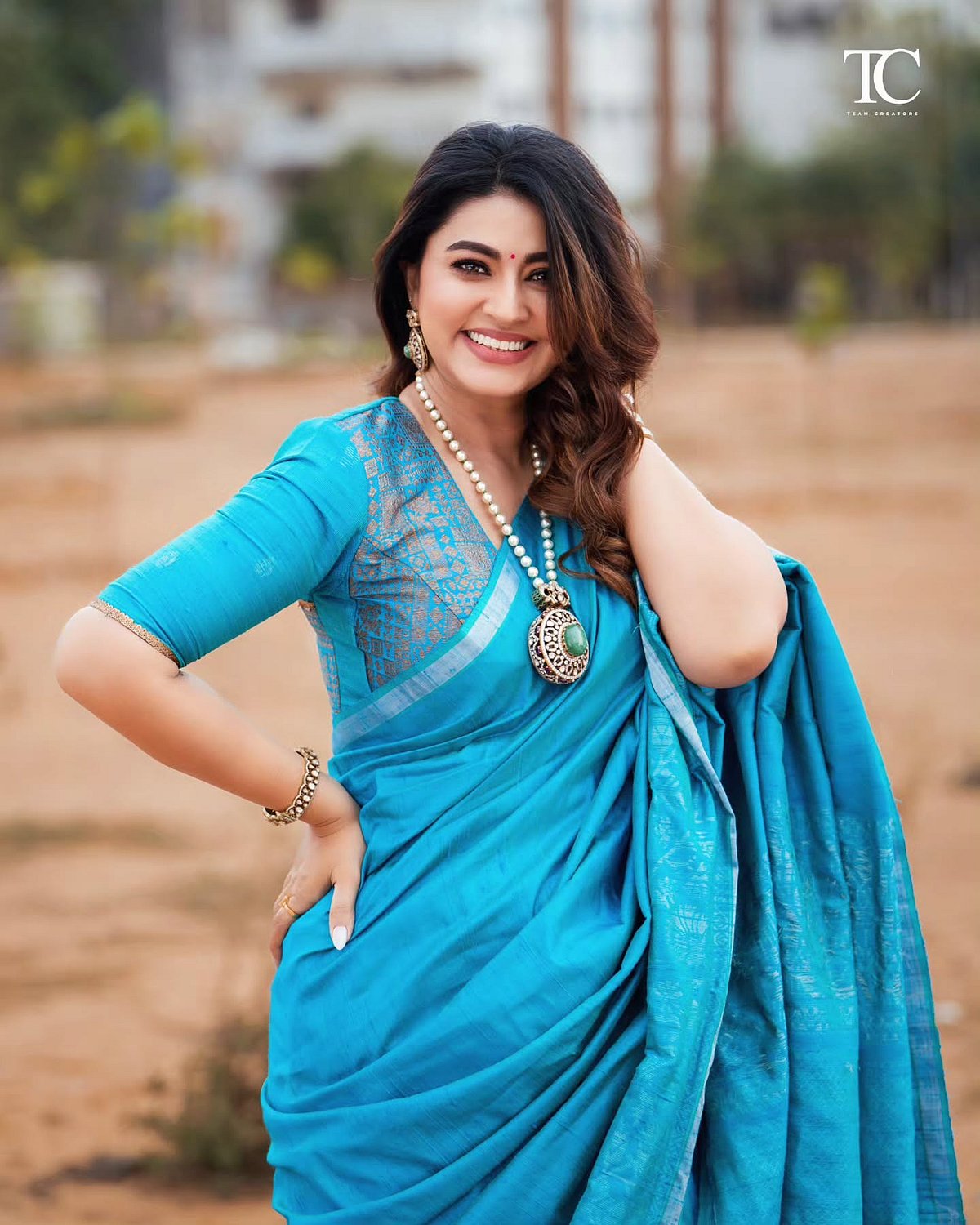 ஒருமுறை சிரிக்கிறாய்... சிநேகா