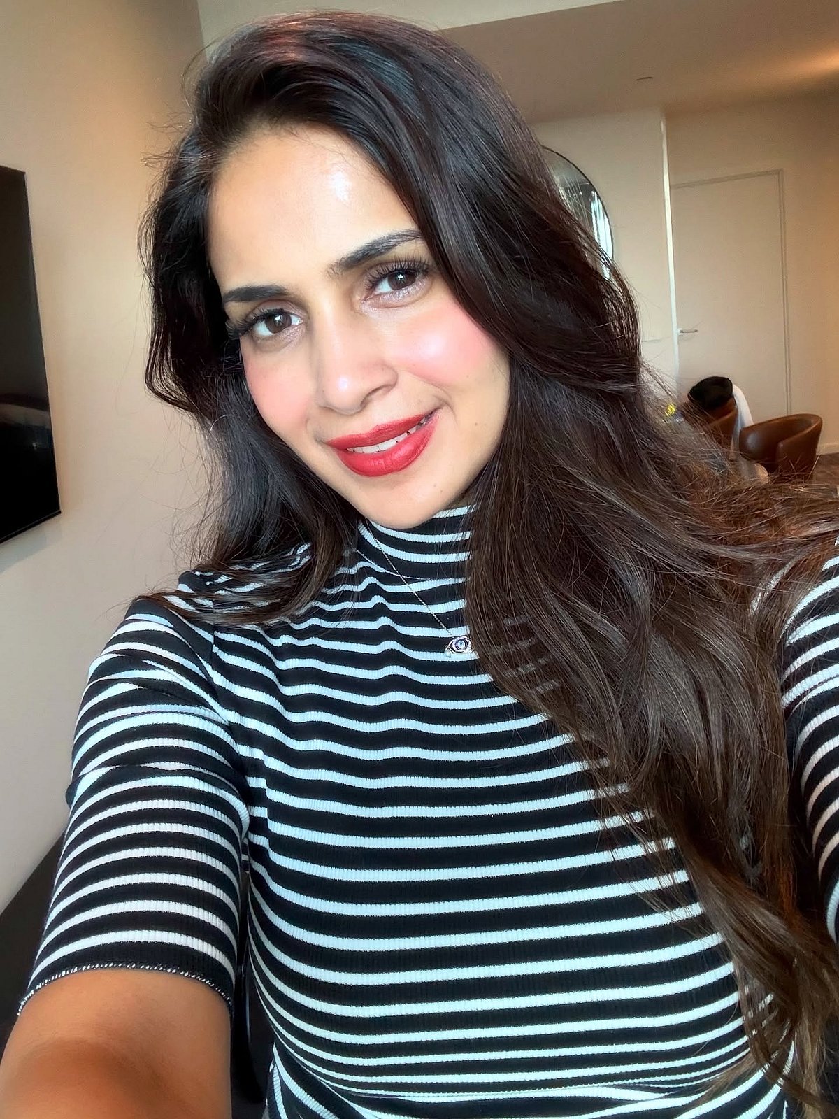 அழகூரில் பூத்தவளே... சம்யுக்தா ஷான்! 