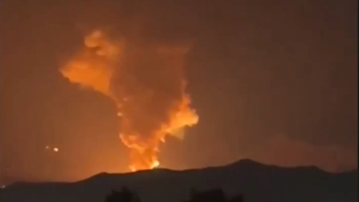 தெஹ்ரான்: எண்ணெய் கிடங்கு, சுத்திகரிப்பு நிலையங்களை குறிவைத்து தாக்கிய இஸ்ரேல்!