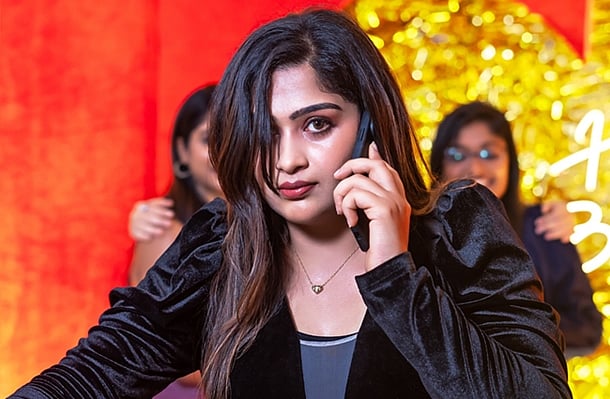 கடந்த காலத்துக்கு நன்றி! பிறந்த நாளில் சின்ன திரை நடிகை ஷோபனா கருத்து! 