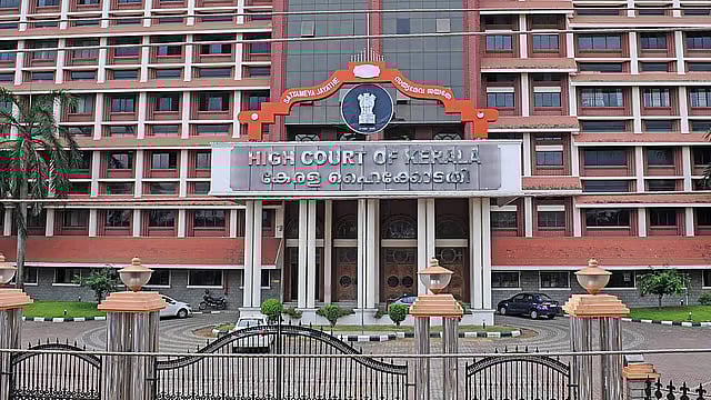 பெட்ரோல் நிலைய கழிப்பறைகள் மக்கள் பயன்பாட்டிற்கு அல்ல: கேரள நீதிமன்றம்!