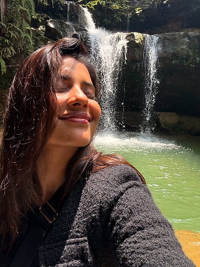 அசாம் பயணம்... ஐஸ்வர்யா ராஜேஷ்!