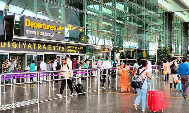 விமான நிலையங்களில் 'உணவுப் பஞ்சம்'!