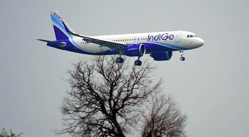 மழை: தரையிறங்க முடியாமல்
வானில் வட்டமடித்த விமானங்கள்!