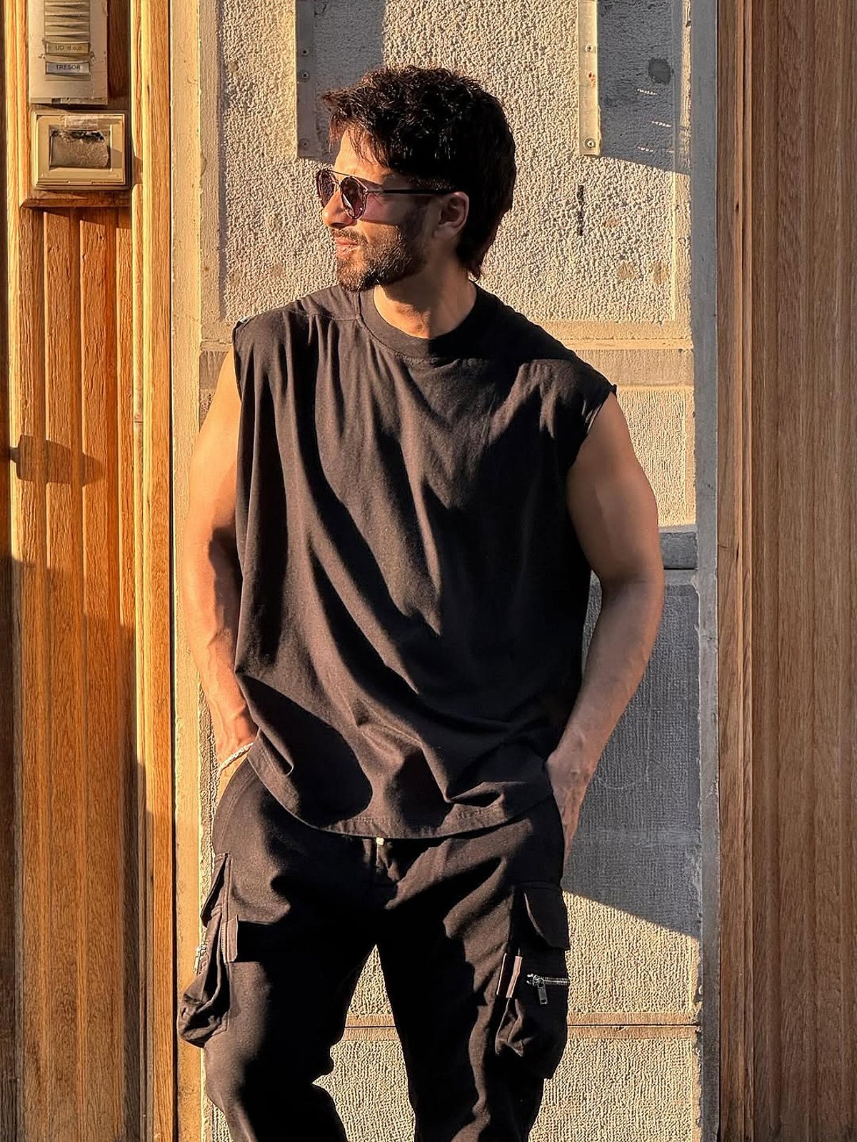 தேவ தூதன்... ஷாகித் கபூர்!