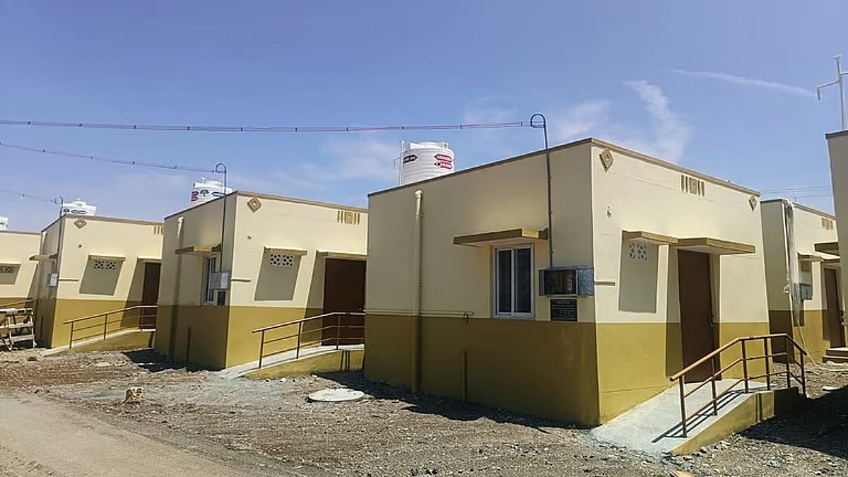 லஞ்சம் அளிப்போருக்கு மட்டுமே வீடு! கர்நாடக எம்.எல்.ஏ.வின் தொலைபேசி உரையாடல் கசிவு!