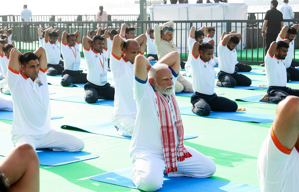 11வது சர்வதேச யோகா நாள் - புகைப்படங்கள்