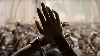 துப்பாக்கி கைமாறாது! ஜனநாயகன் பிறந்தநாள்!